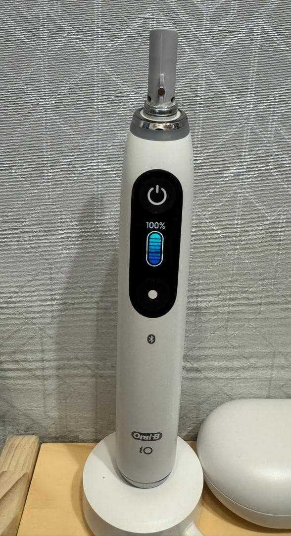 Oral-B 電動歯ブラシ iO9 ホワイト iO（オーラルB） 電動歯ブラシ オーラルB iO9 本体セット ホワイト